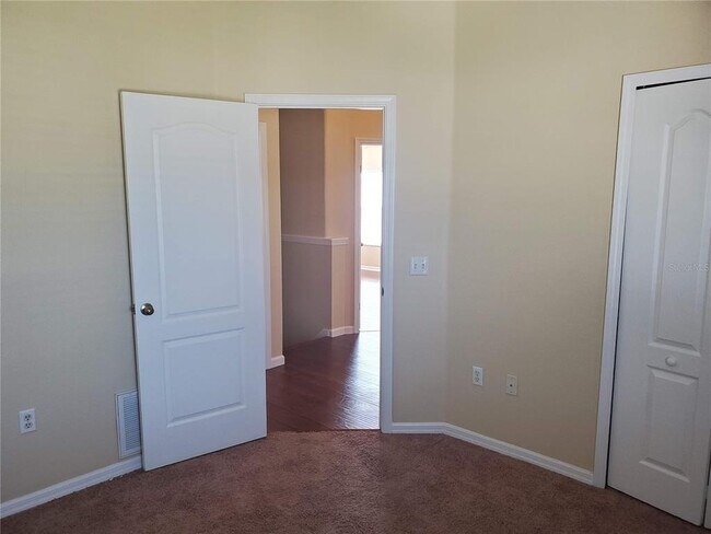 Building Photo - 12722 Evington Point Dr