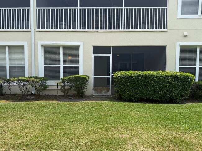 Building Photo - 5345 Maxon Terrace