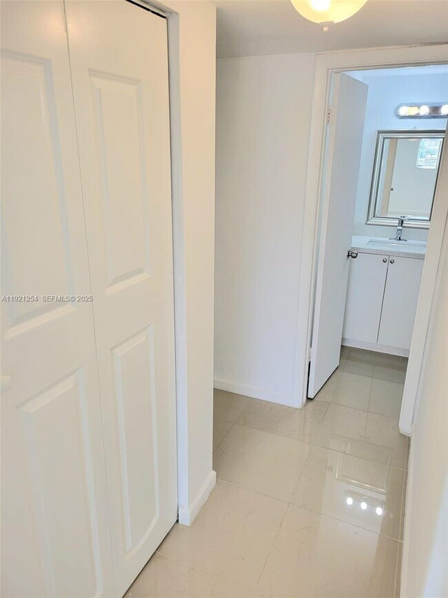 Building Photo - 3600 NW 21st St