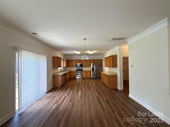 Building Photo - 10218 Glenburn Ln