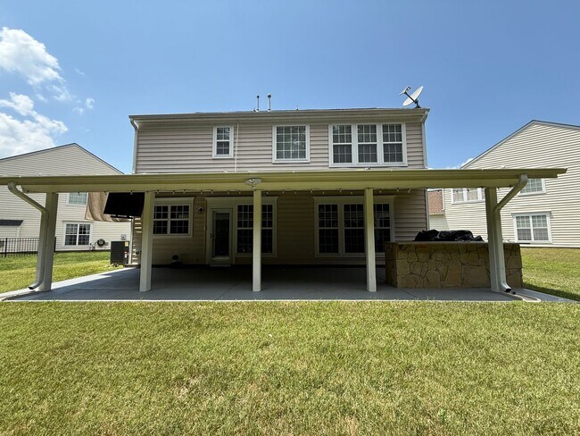 Building Photo - Newly Remodeled 4BD, 2.5BA Raleigh Home wi...