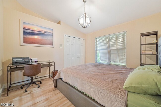 Building Photo - 14980 Lake Olive Dr