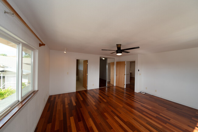 Building Photo - 99-060 Nalopaka Pl