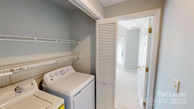 Building Photo - 414 Clarkson Green St