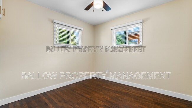 Building Photo - 455 Smith Ave