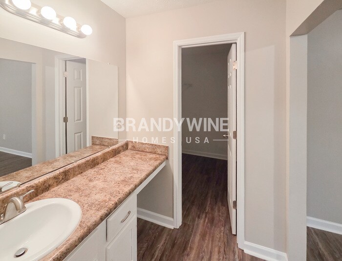 Building Photo - 2525 Hallie Mill Rd