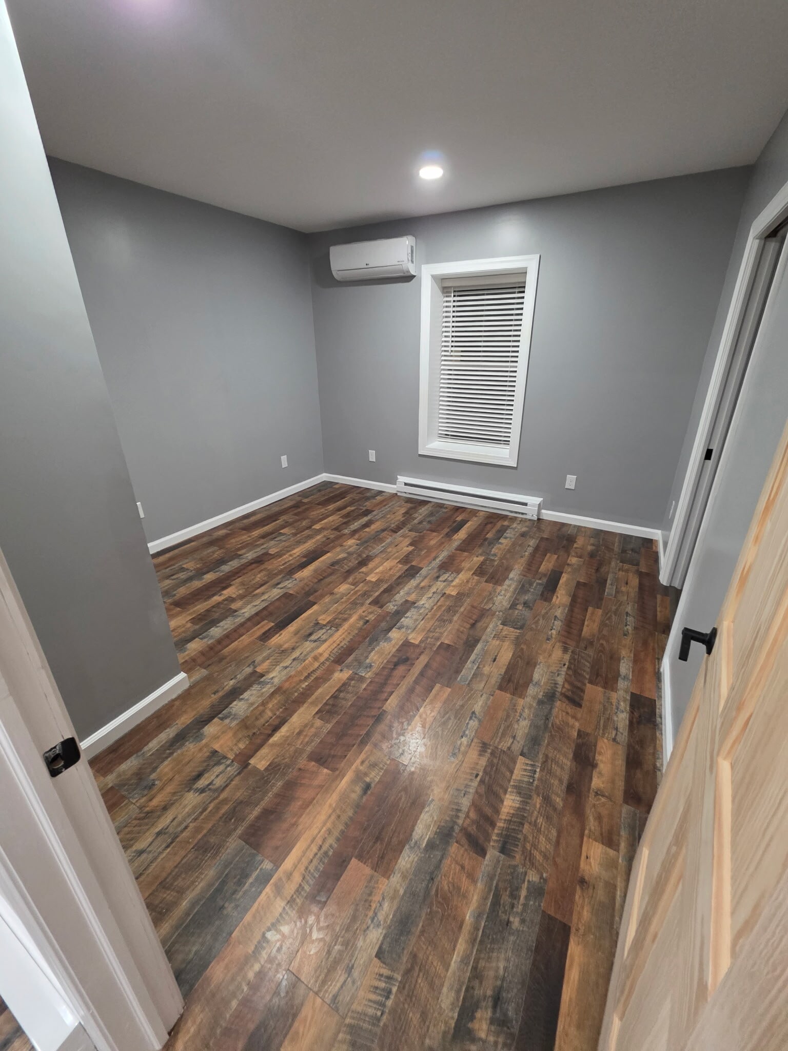 Master Bedroom (#3) - 356 Main St