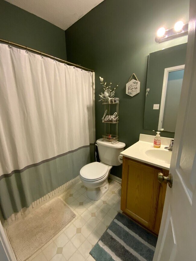 Building Photo - Welcome to Raintree Subdivision!