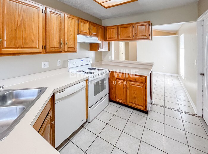 Building Photo - 8145 Mactavish Way W