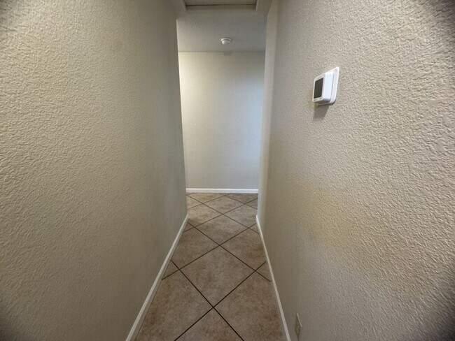 Building Photo - Riverbank