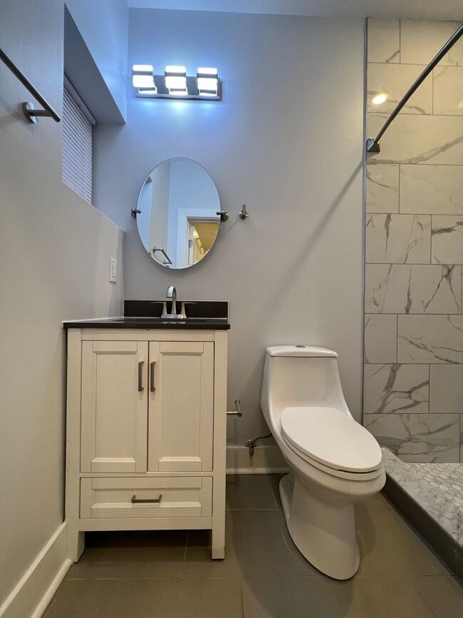 Building Photo - 4242 W Girard Ave