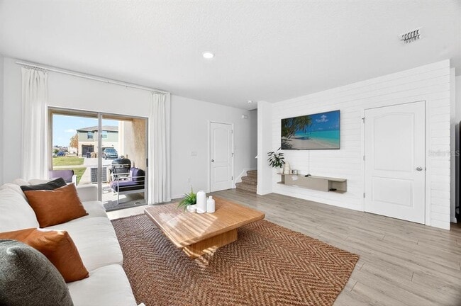 Building Photo - 1849 Red Canyon Dr