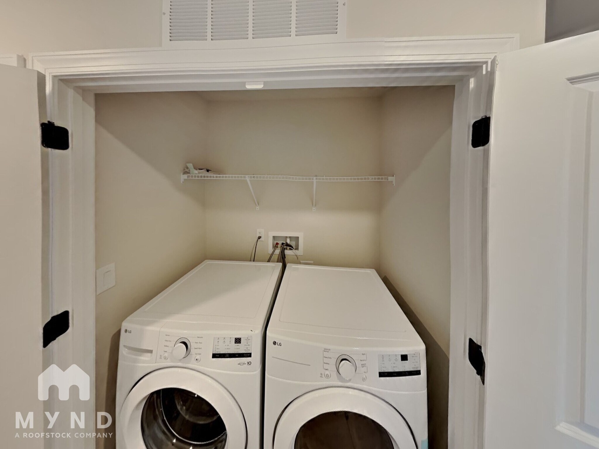 Building Photo - 158 Wembury Ln