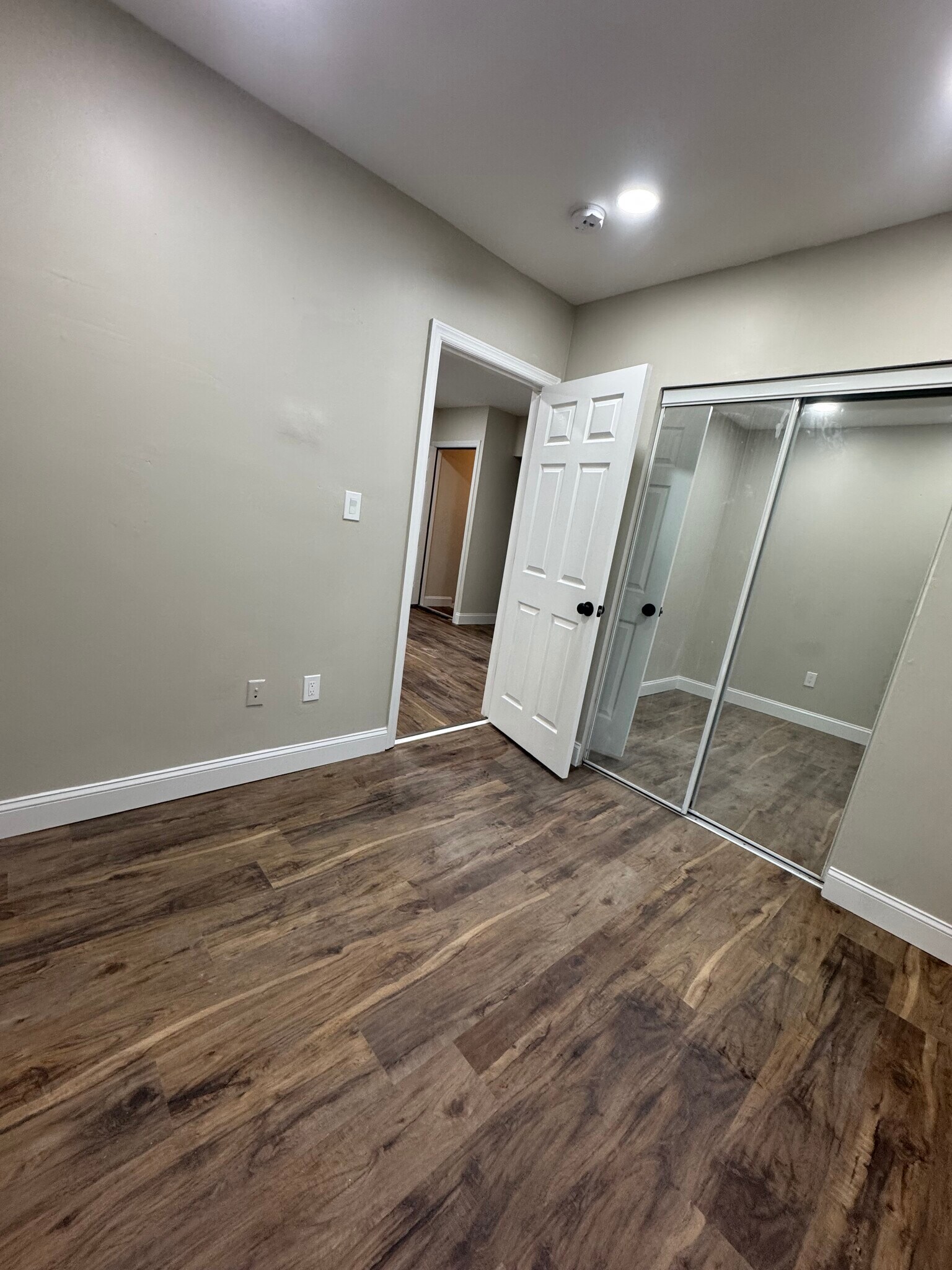 Building Photo - 189 Summer St