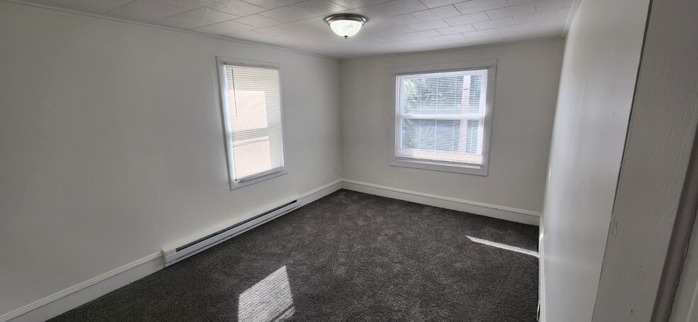 Building Photo - 197 Roosevelt St