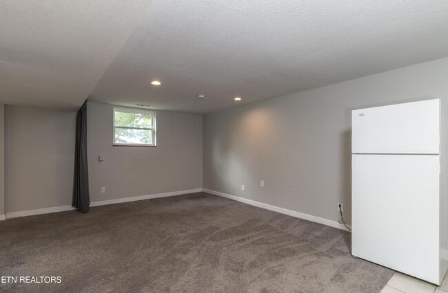 Building Photo - 2344 Alice Bell Rd