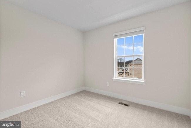 Building Photo - 502 Downswing Rd