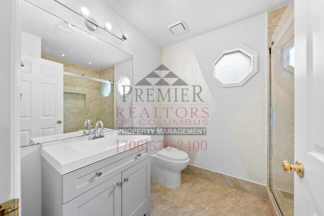 Building Photo - 2250 Rock Springs Ct