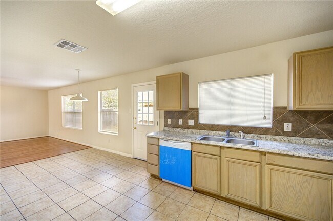 Building Photo - 19506 Lighthouse Scene Ln