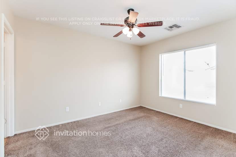 Building Photo - 6050 W Pueblo Ave