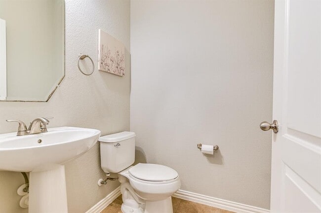 Building Photo - 2417 Turtle Mountain Bend