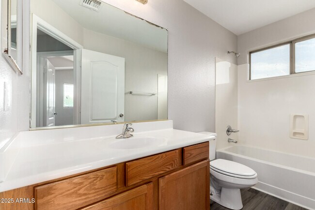 Building Photo - 8003 S 48th Dr