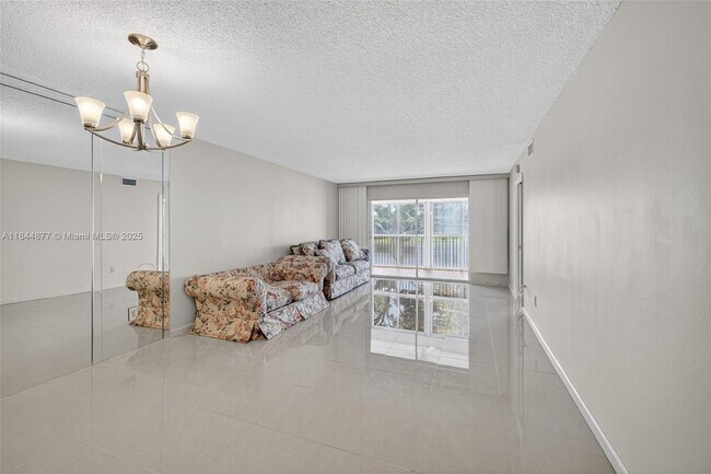 Building Photo - 7214 S Devon Dr