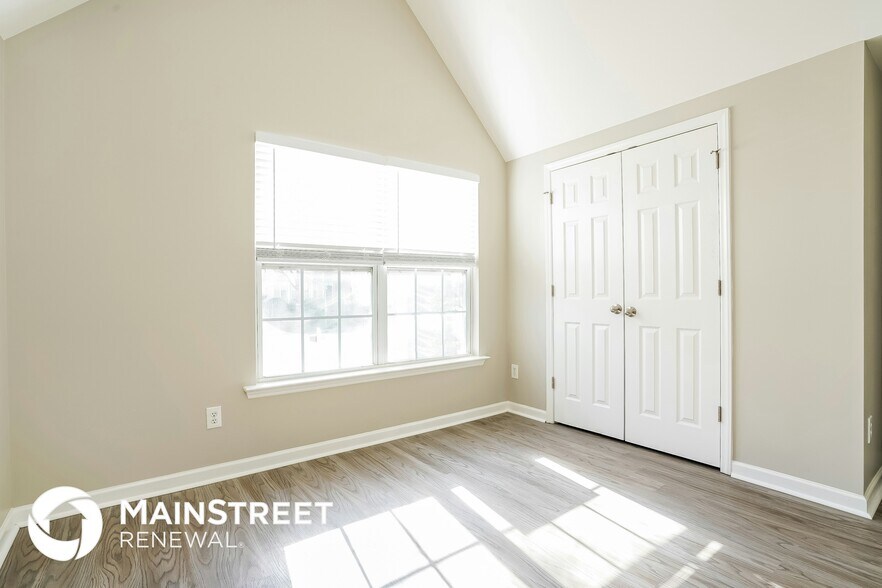 Building Photo - 5113 Chasteal Trail