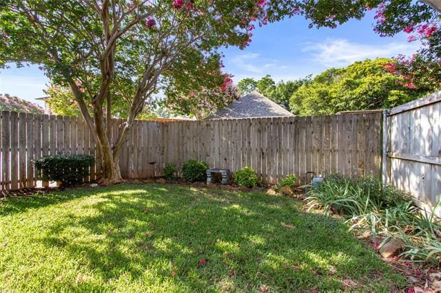 Building Photo - 9702 Summerhill Ln