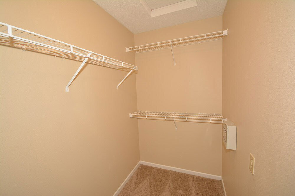 Building Photo - 2150 Summer Breeze Way