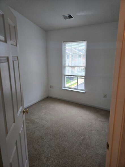 Building Photo - 13542 Prairie Mallow Ln