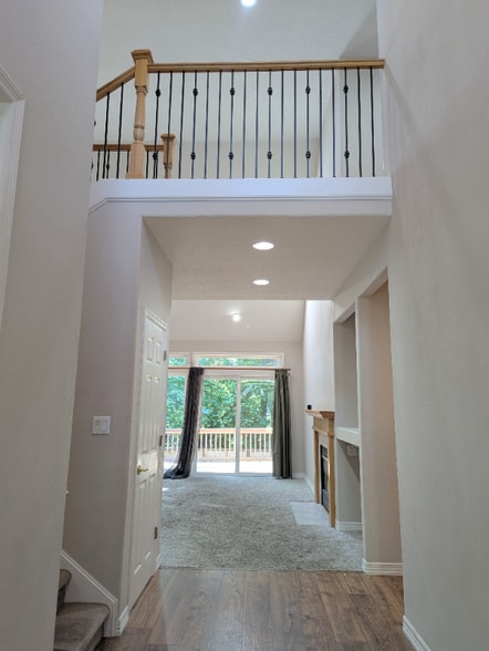 Building Photo - 12150 SW Sheldrake Way