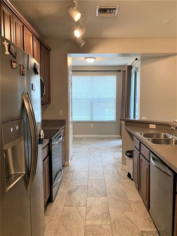 Building Photo - 10222 River Palencia Ct