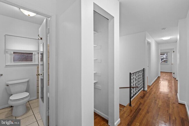 Building Photo - 1437 Towson St