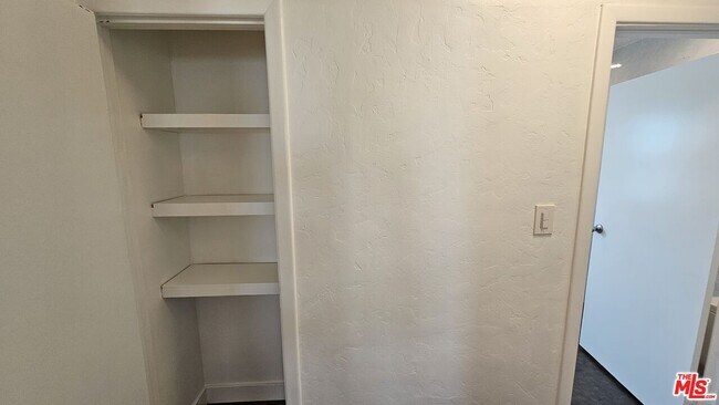 Building Photo - 1209 N Genesee Ave