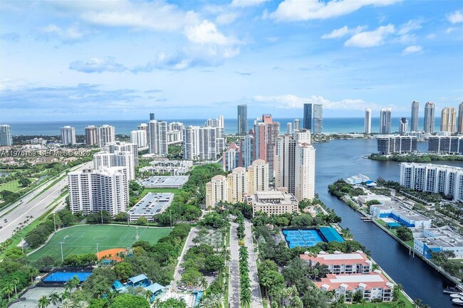 Building Photo - 3340 NE 190th St