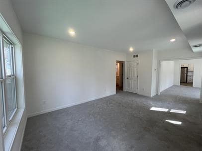 Building Photo - "upper duplex unit 3-Bed Retreat in Minneapolis:  Cozy Living!"