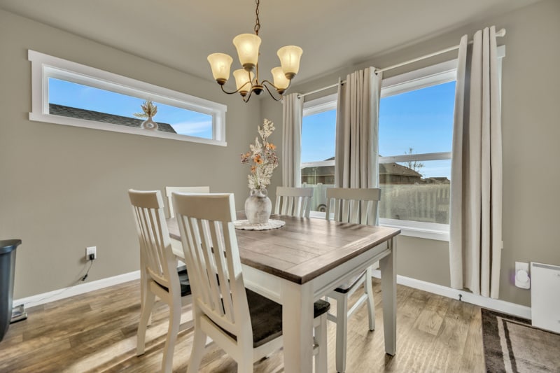 Building Photo - 508 L St NE