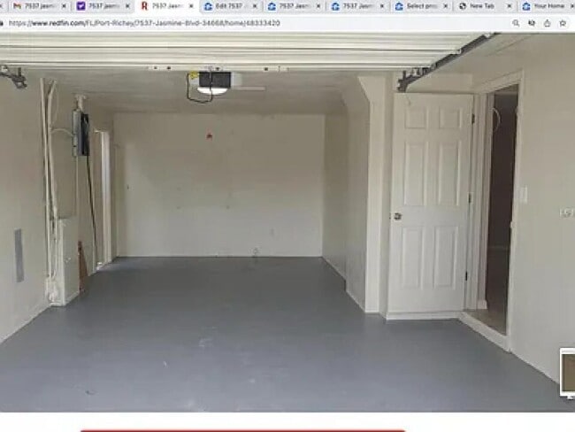 Building Photo - 7537 Jasmine Blvd