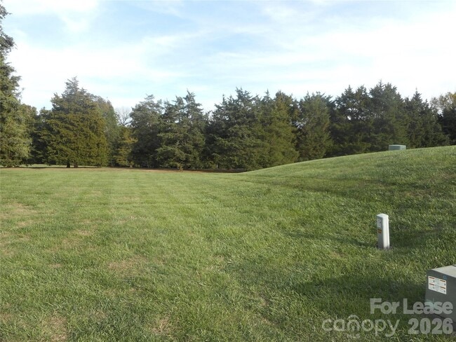 Building Photo - 8235 Circle Tree Ln