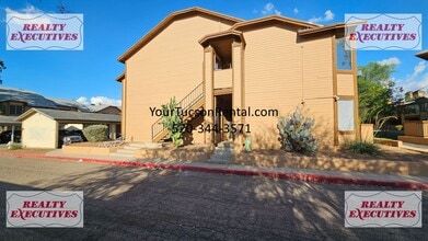 Building Photo - Downstairs - 3 Bedrooms and 2 baths with a...