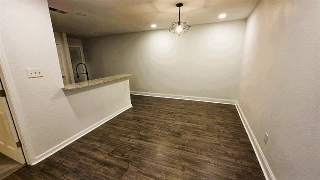 Building Photo - 1402 S Carrier Pkwy