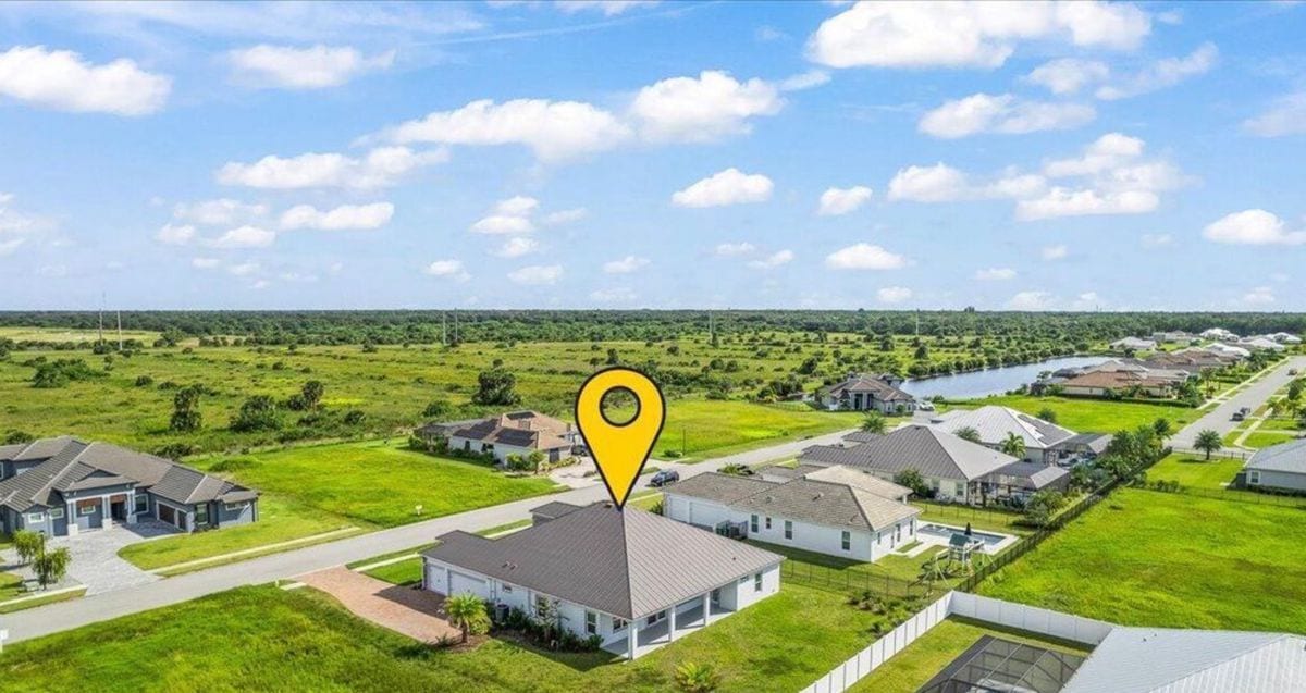 Building Photo - 5089 Realm Run