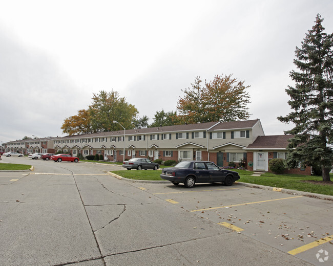 Primary Photo - New England Townhouses Co-Operative