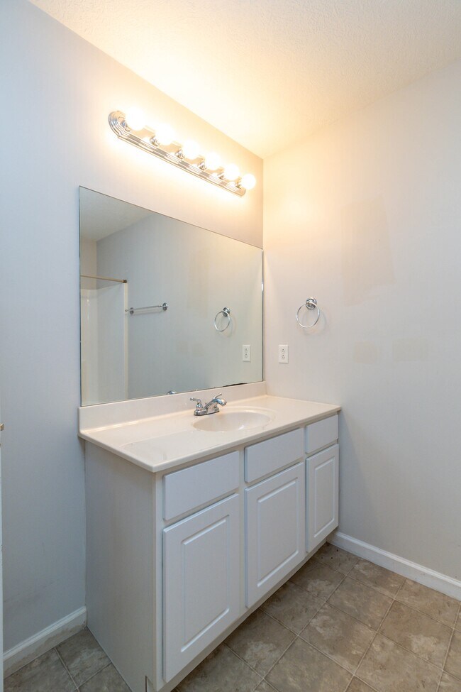 Building Photo - 3211 Misty Hill Way