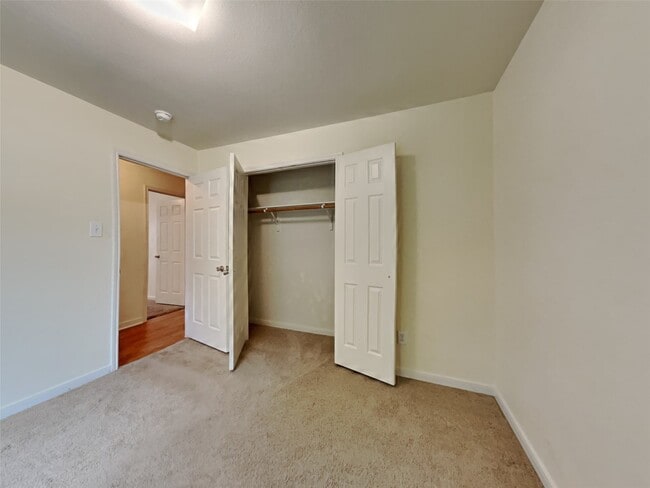 Building Photo - 4111 Medina River Ct