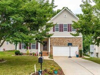 Building Photo - Stunning 4BD, 2.5BA Raleigh Home in the Prestigious Eagle Ridge Golf Community with Premier Ameni...