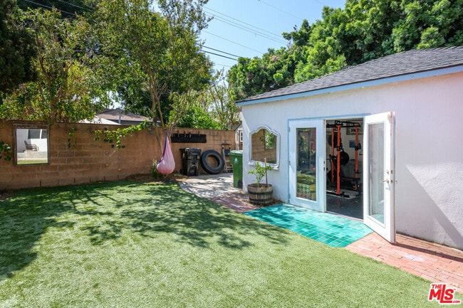 Building Photo - 6601 Rubio Ave