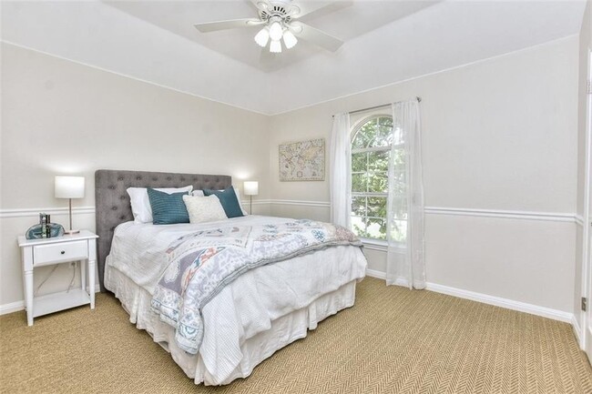 Building Photo - 9556 Indigo Brush Dr