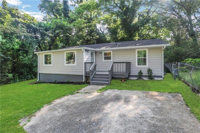 Building Photo - 2466 Old Hapeville Rd SW